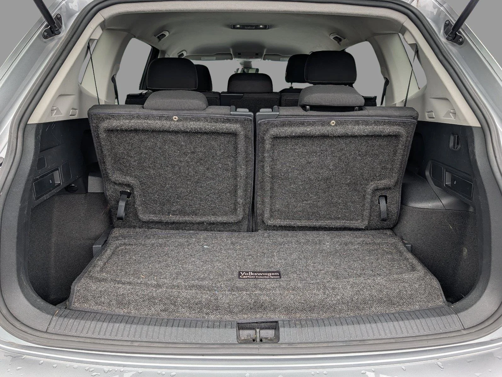 Used 2023 Pyrite Silver Metallic Volkswagen S image 33