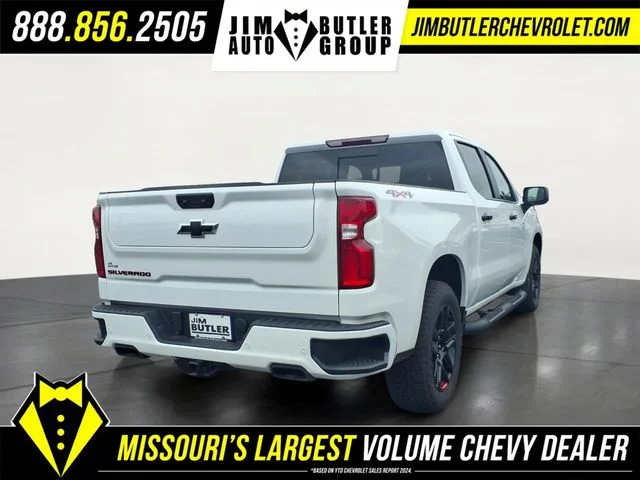 Certified Used 2025 White Chevrolet RST image 24