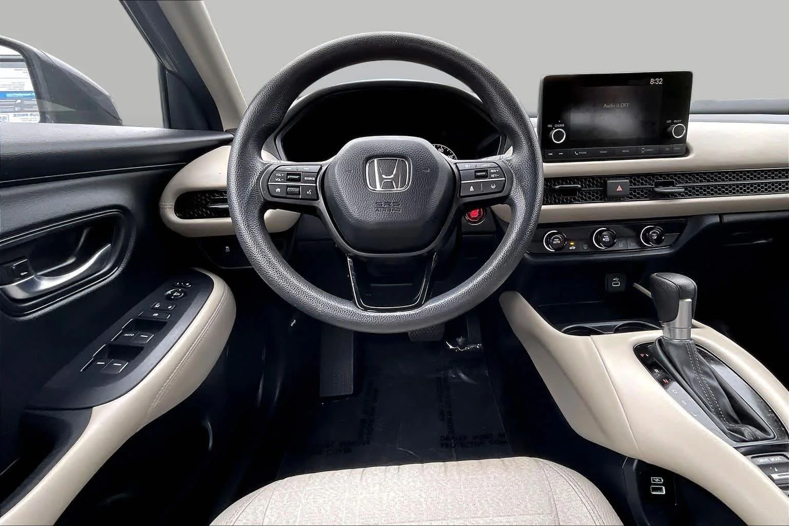 Used 2023 Modern Steel Metallic Honda LX image 5