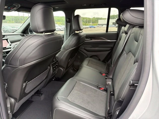 New 2026 Silver Jeep Altitude image 8