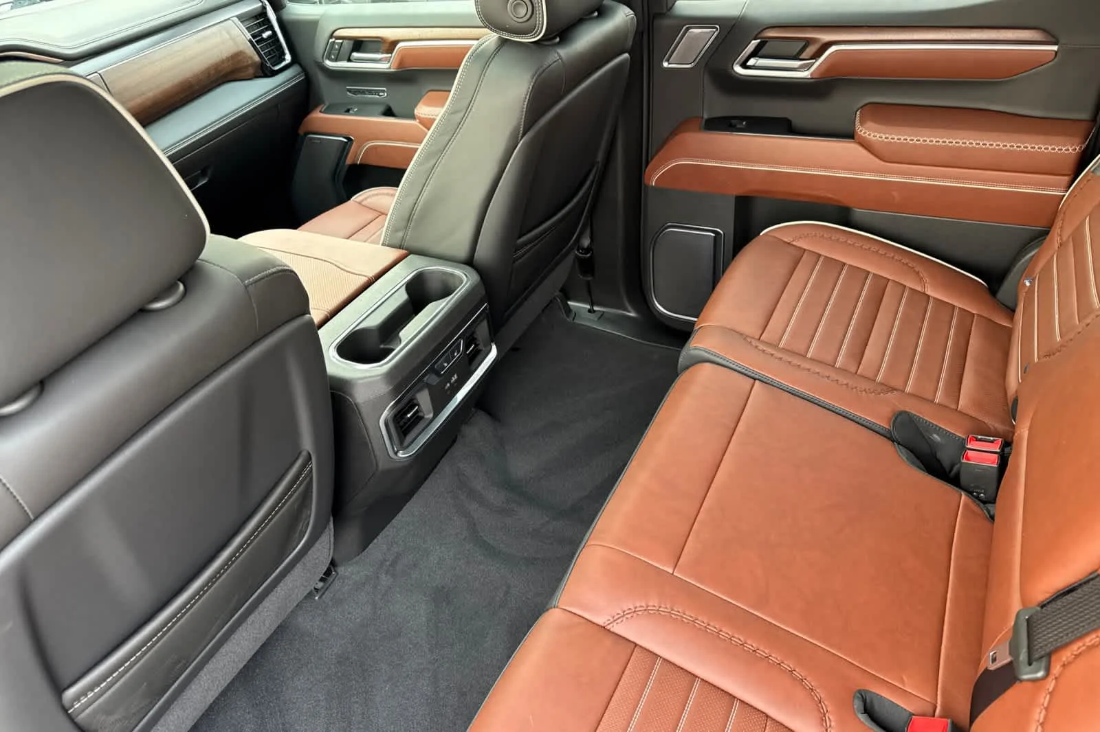 Certified Used 2026 Silver GMC Denali Ultimate image 4