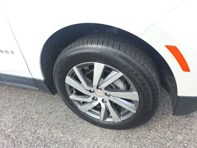 Used 2024 Beige Chevrolet Premier image 9