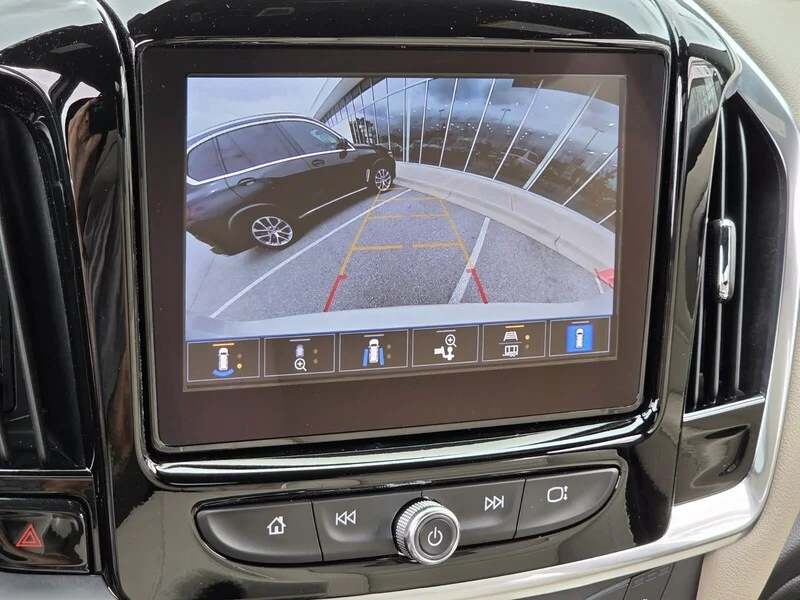Used 2023 Iridescent Pearl Tricoat CHEVROLET AWD 4DR PREMIER image 34