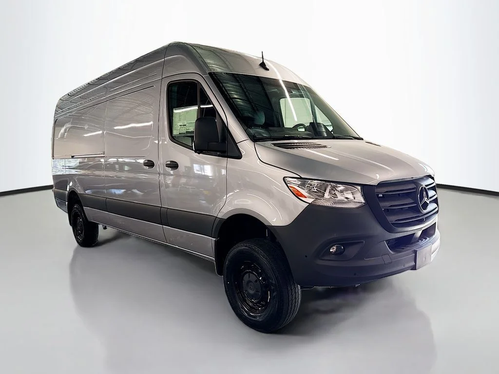 New 2026 Hightech Silver Mercedes-Benz Cargo 170 WB image 5