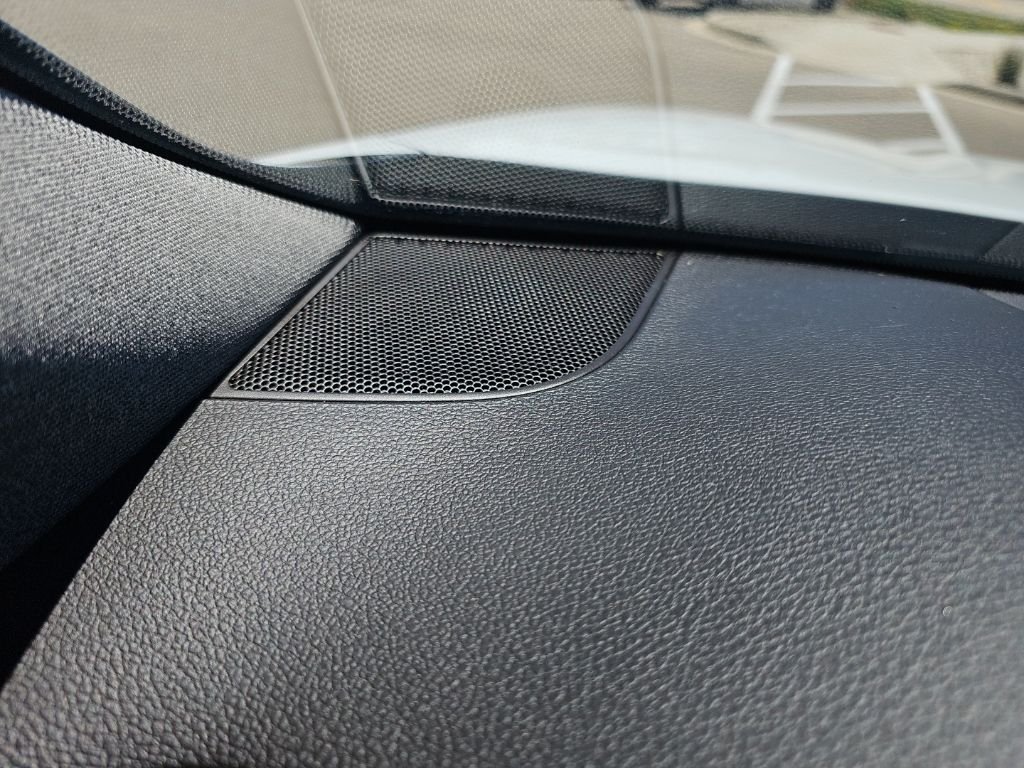 2020 Hyundai Santa Fe Limited - Photo 17