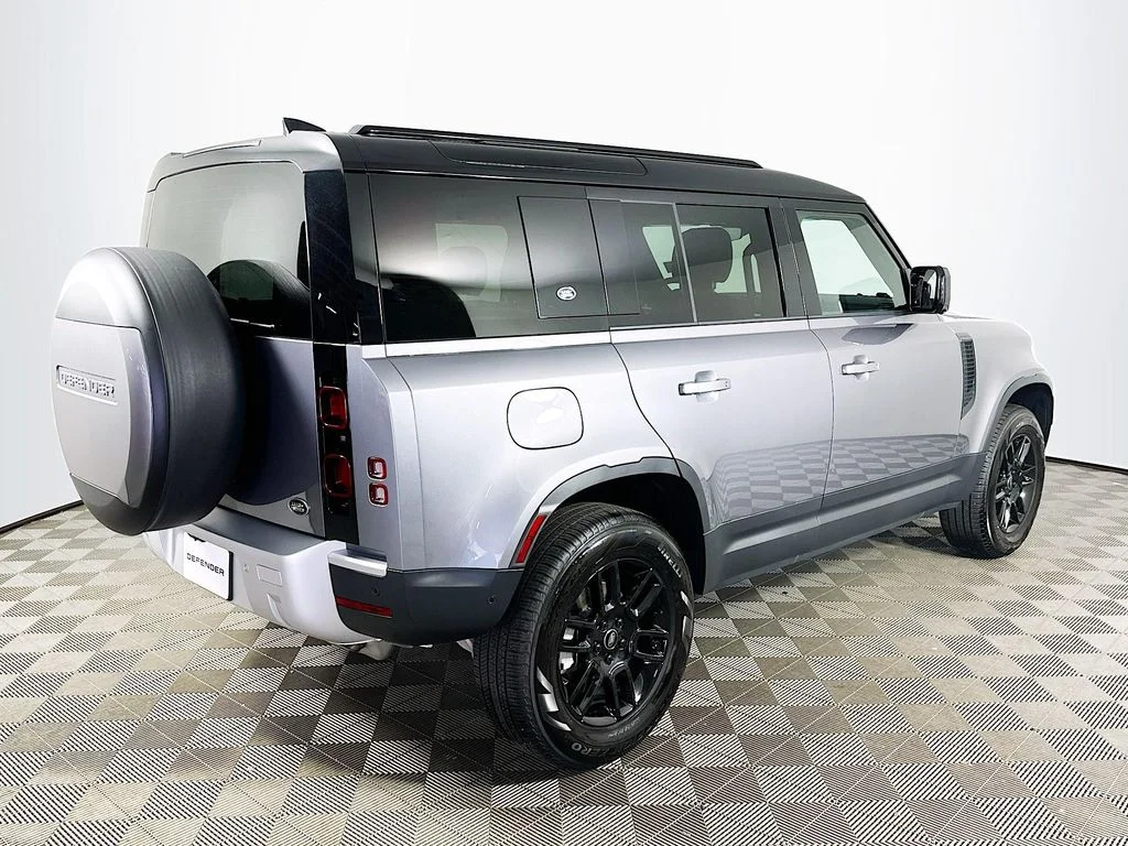Certified Used 2023 Eiger Gray Metallic Land Rover S image 5