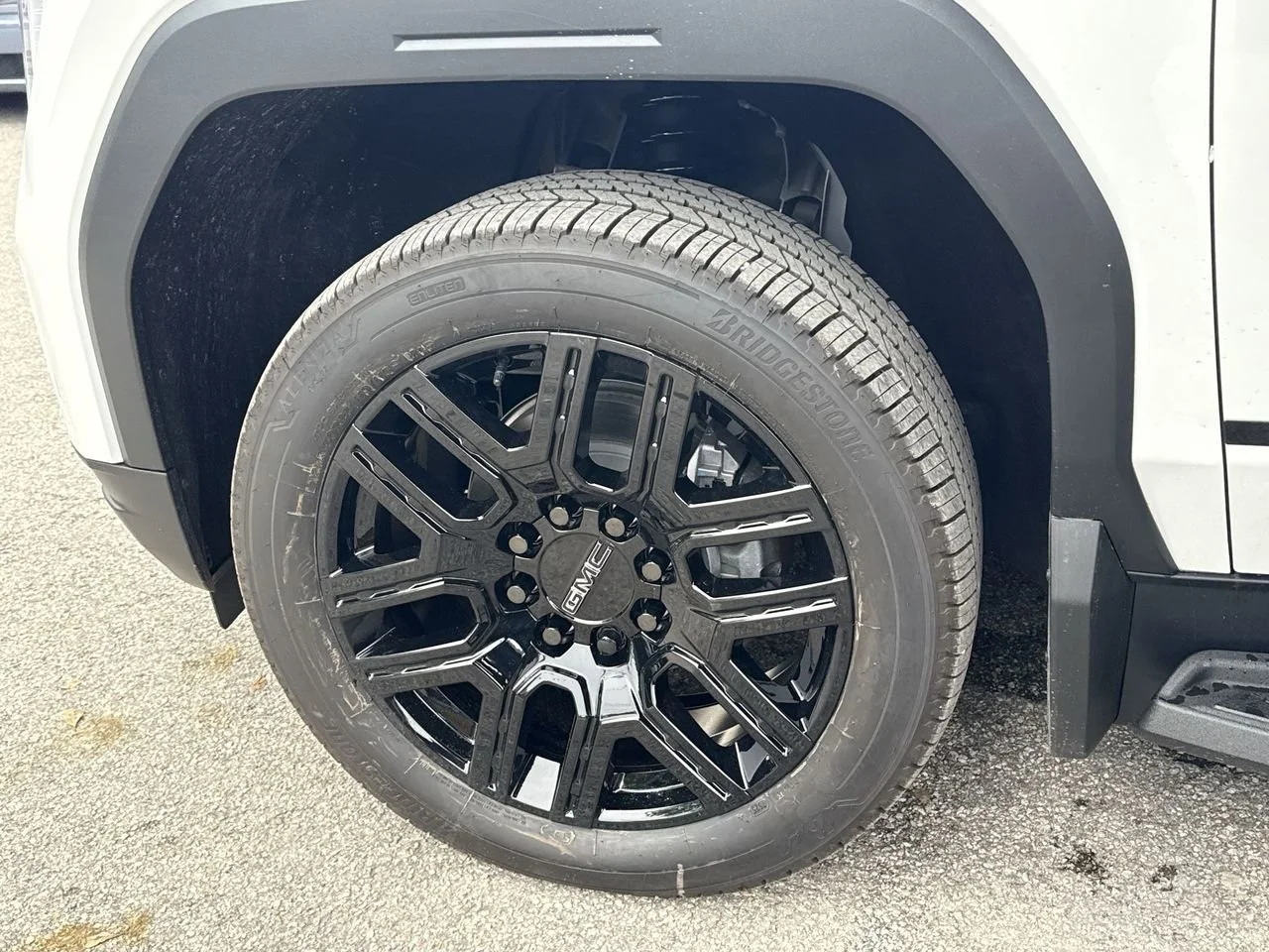 2026 GMC Sierra EV Elevation - Photo 11
