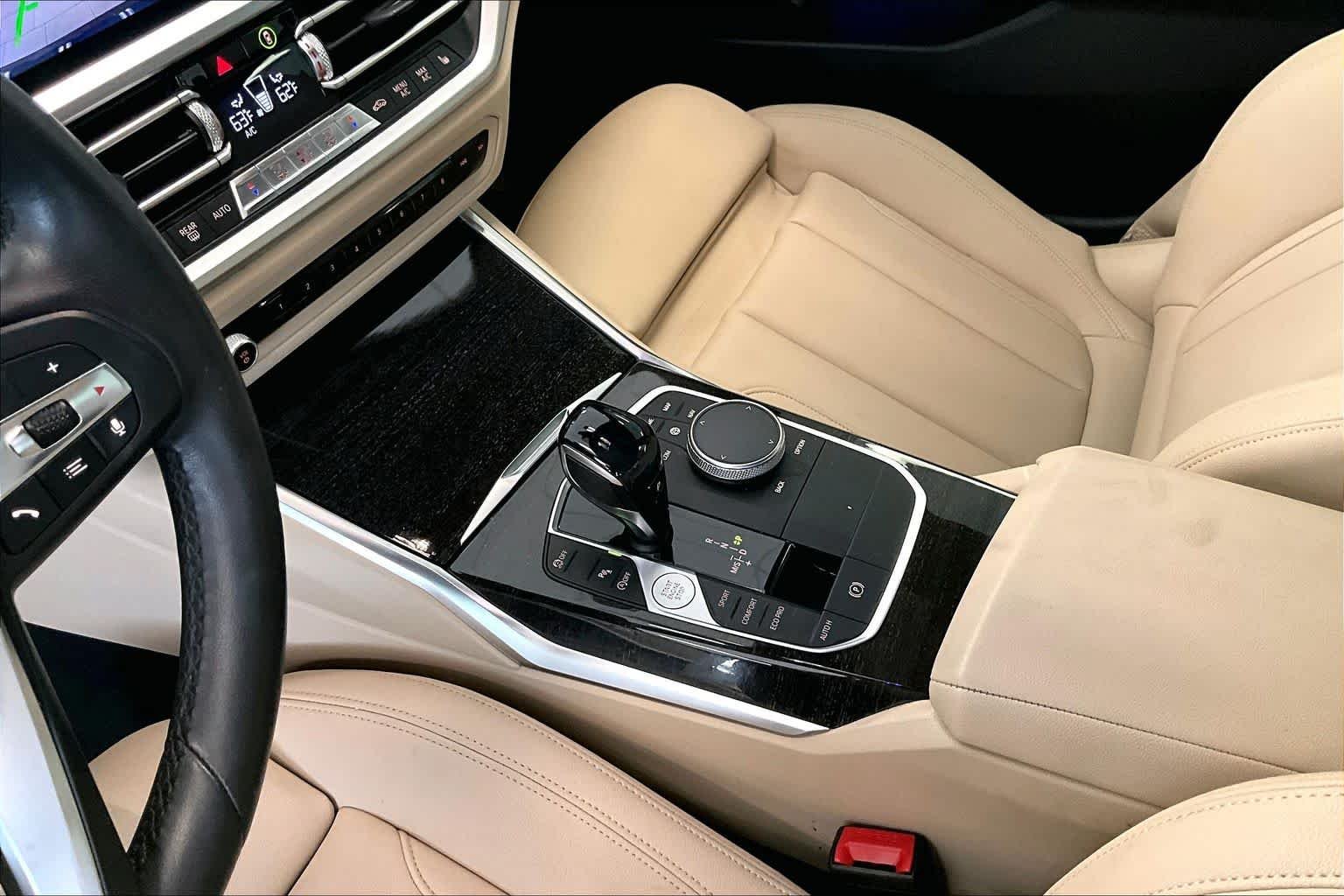 Used 2020 Mediterranean Blue Metallic BMW 330i image 14