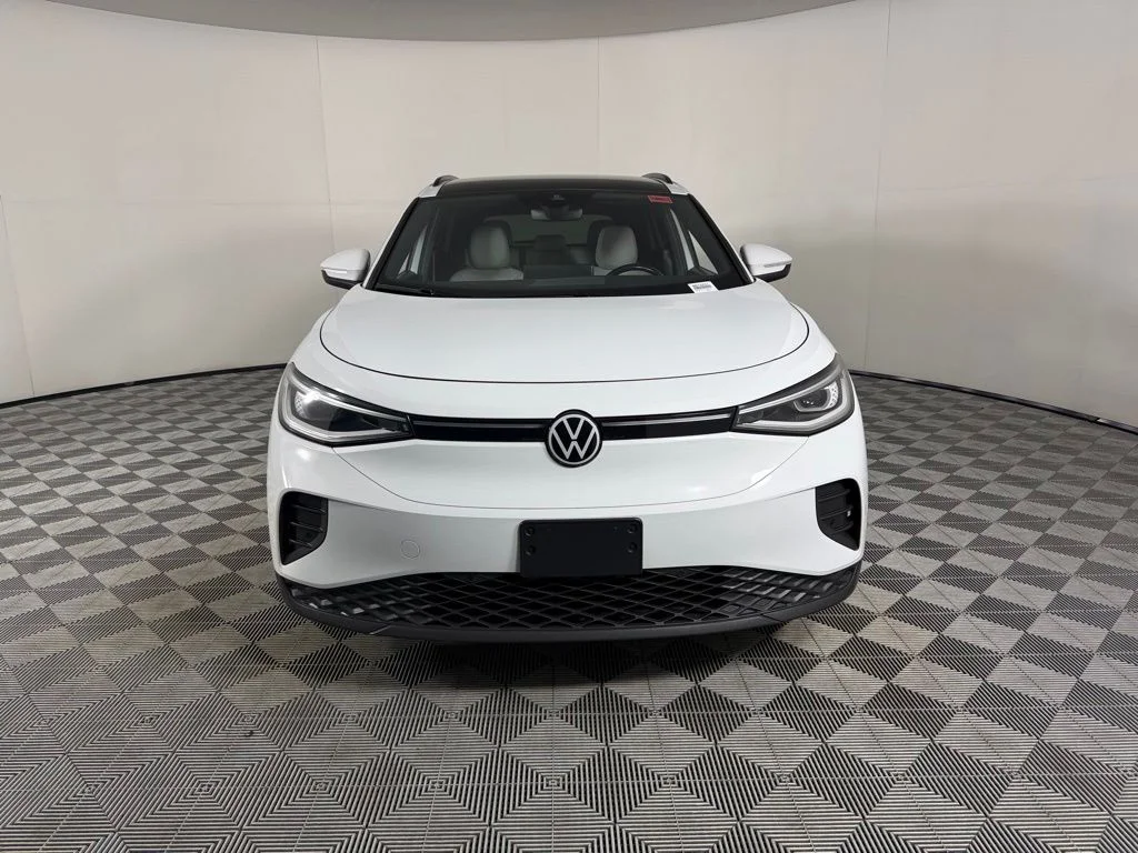 Used 2021 White Volkswagen Pro S image 5
