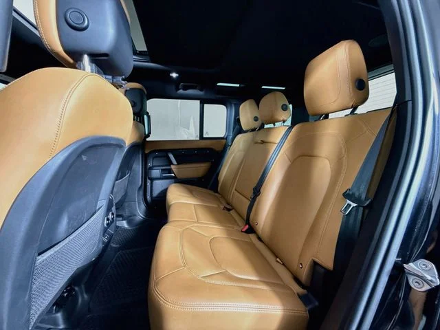Certified Used 2024 Black Land Rover V8 image 24