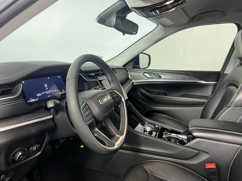 2023 Jeep Grand Cherokee Limited - Photo 15