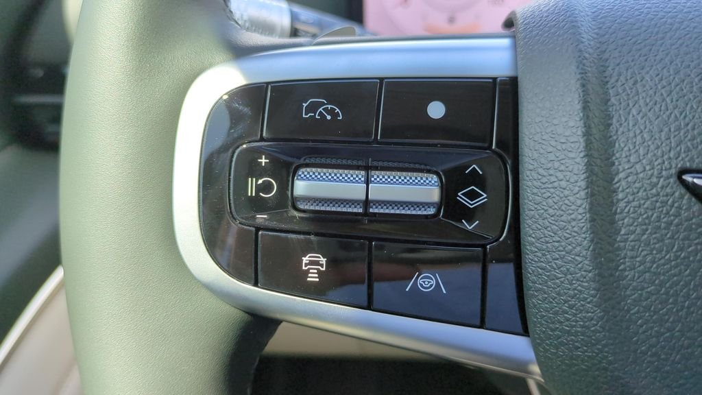 New 2026 Silver Genesis 2.5T image 20