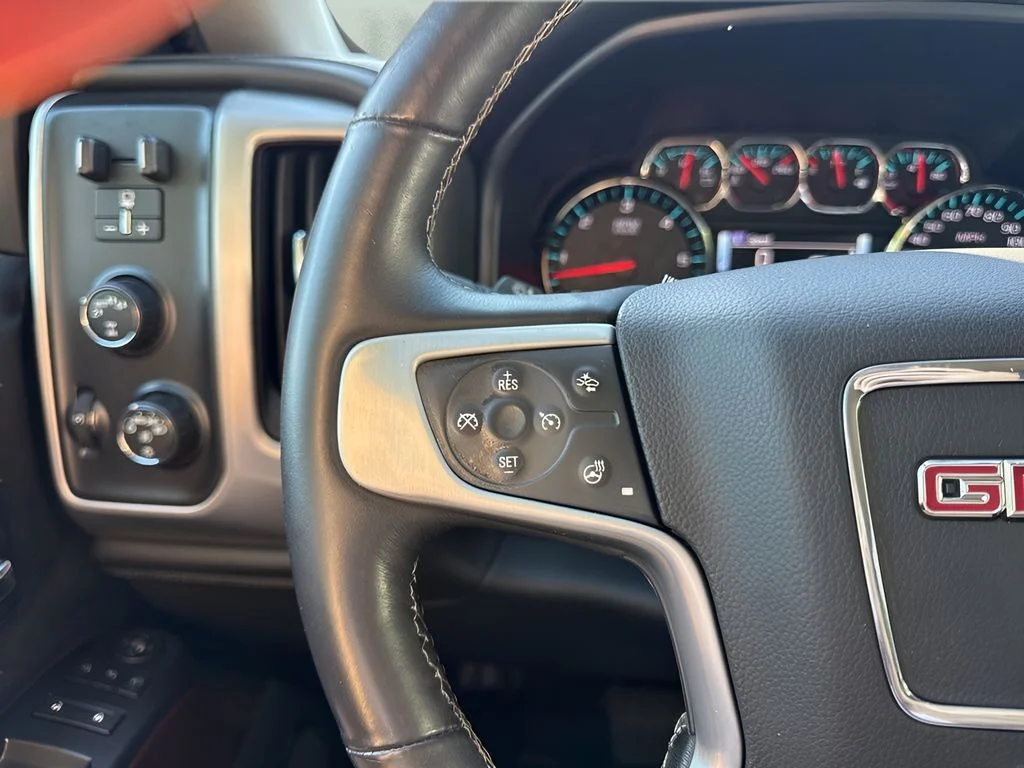 Used 2017 Blue GMC SLT image 16
