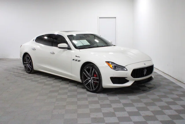 2022 Maserati Quattroporte Modena
