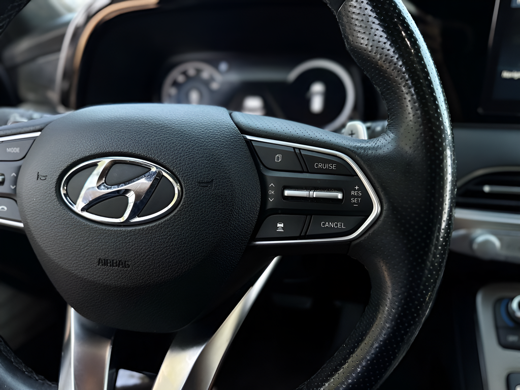 Used 2020 Silver Hyundai Limited image 12