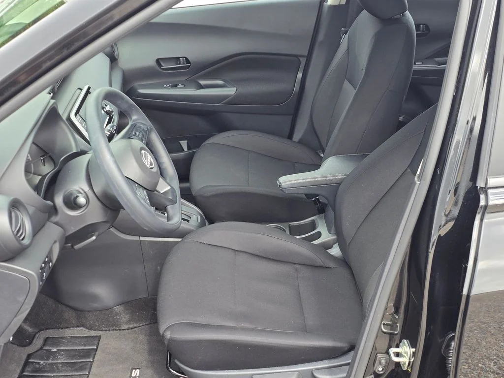 Used 2025 Black Nissan S image 14