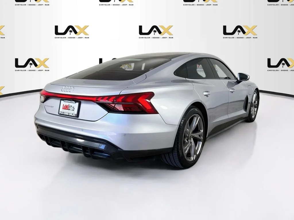 Used 2022 Silver Audi Premium Plus image 7