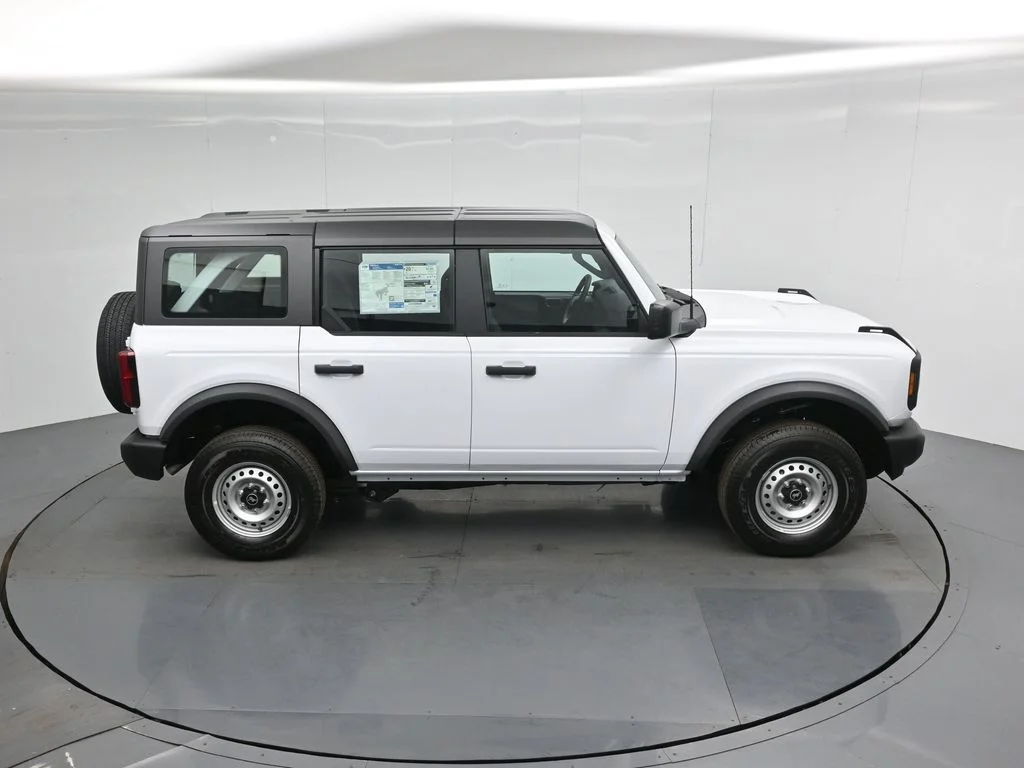 New 2026 White Ford Base image 37
