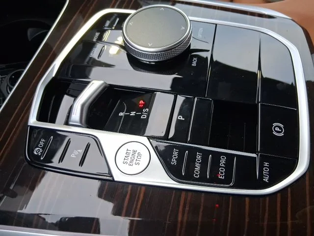 2026 BMW X5 40i - Photo 11