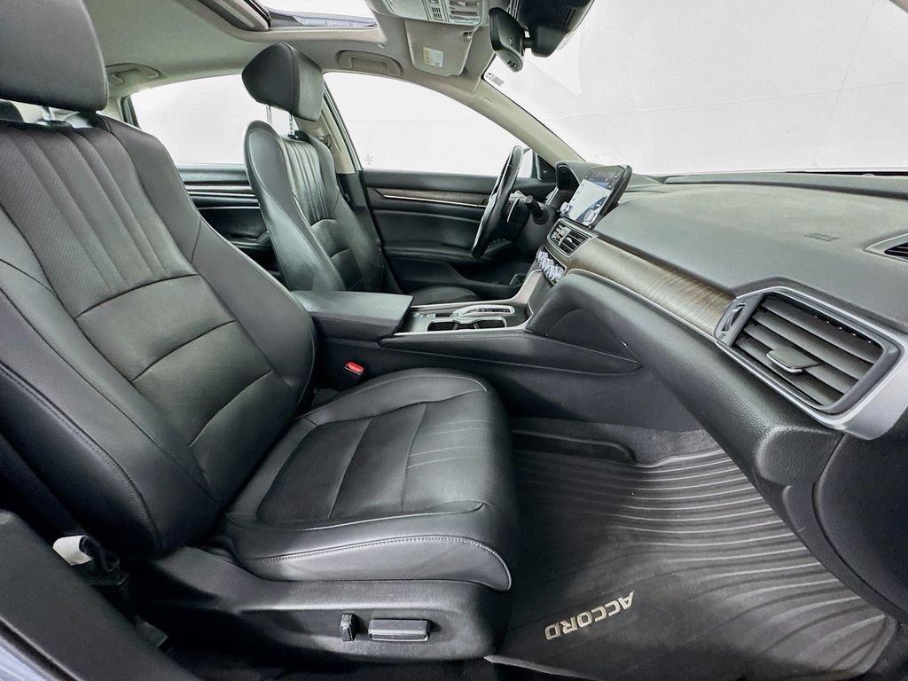 2022 Honda Accord Touring - Photo 36