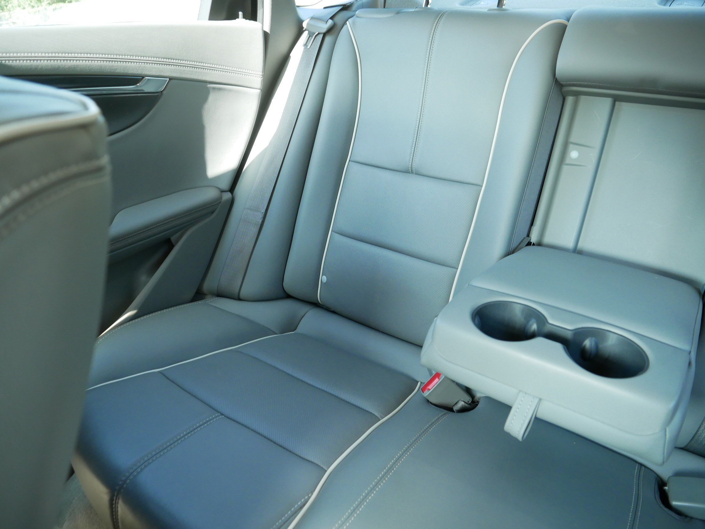Used 2014 Ashen Gray Metallic Chevrolet LTZ image 12
