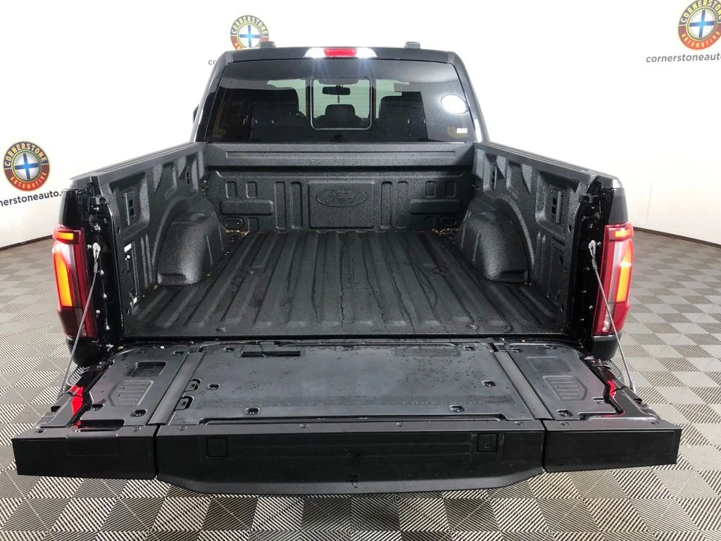 New 2026 Agate Black Metallic Ford Lariat® image 20