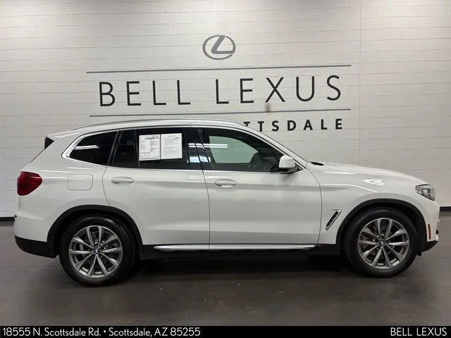 Used 2019 White BMW sDrive30i image 3