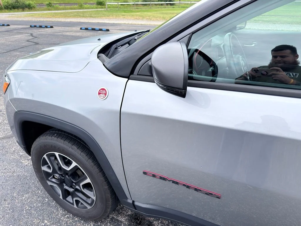 Used 2021 Silver Jeep Trailhawk image 11