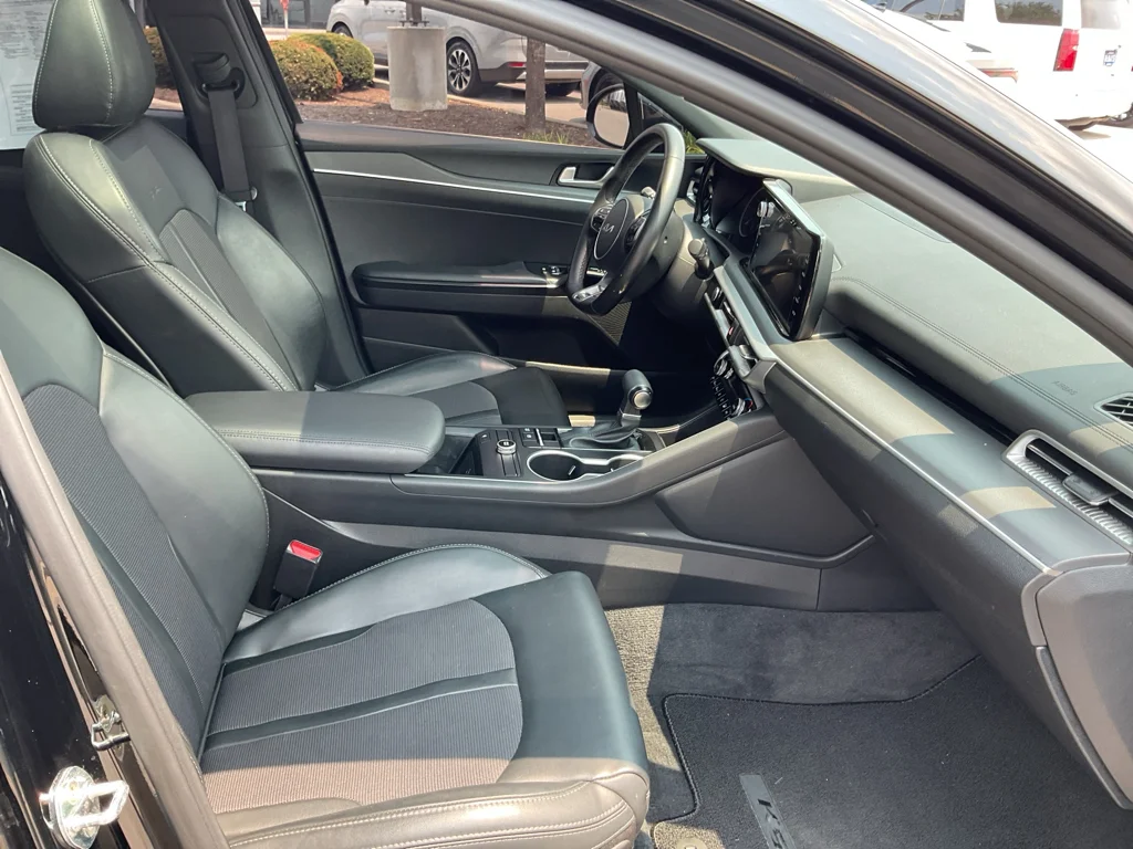 Certified Used 2023 Ebony Black Kia GT-Line image 12