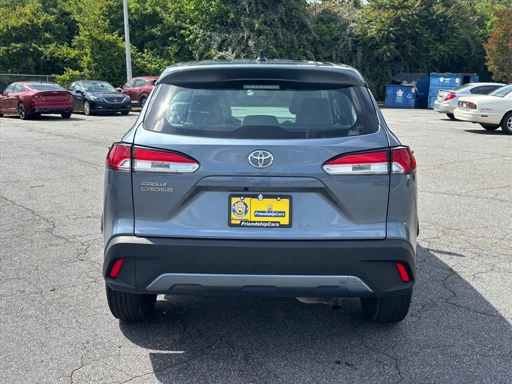 Used 2024  Toyota L image 25