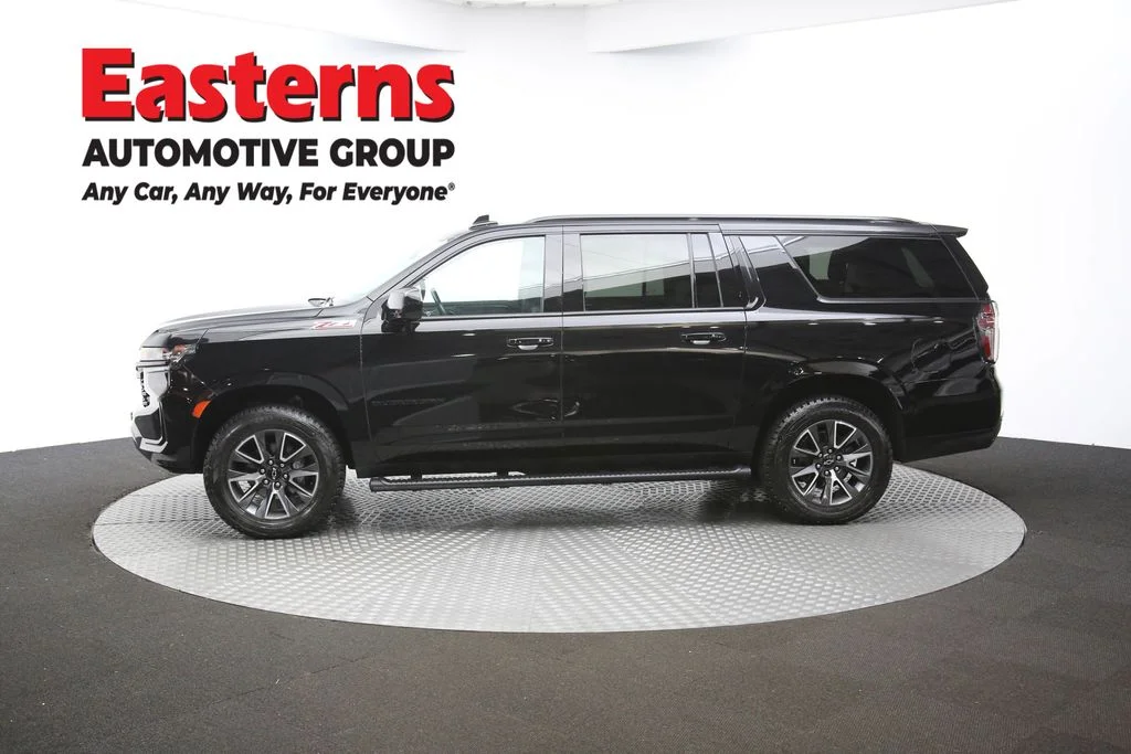 Used 2023 Black Chevrolet Z71 image 65