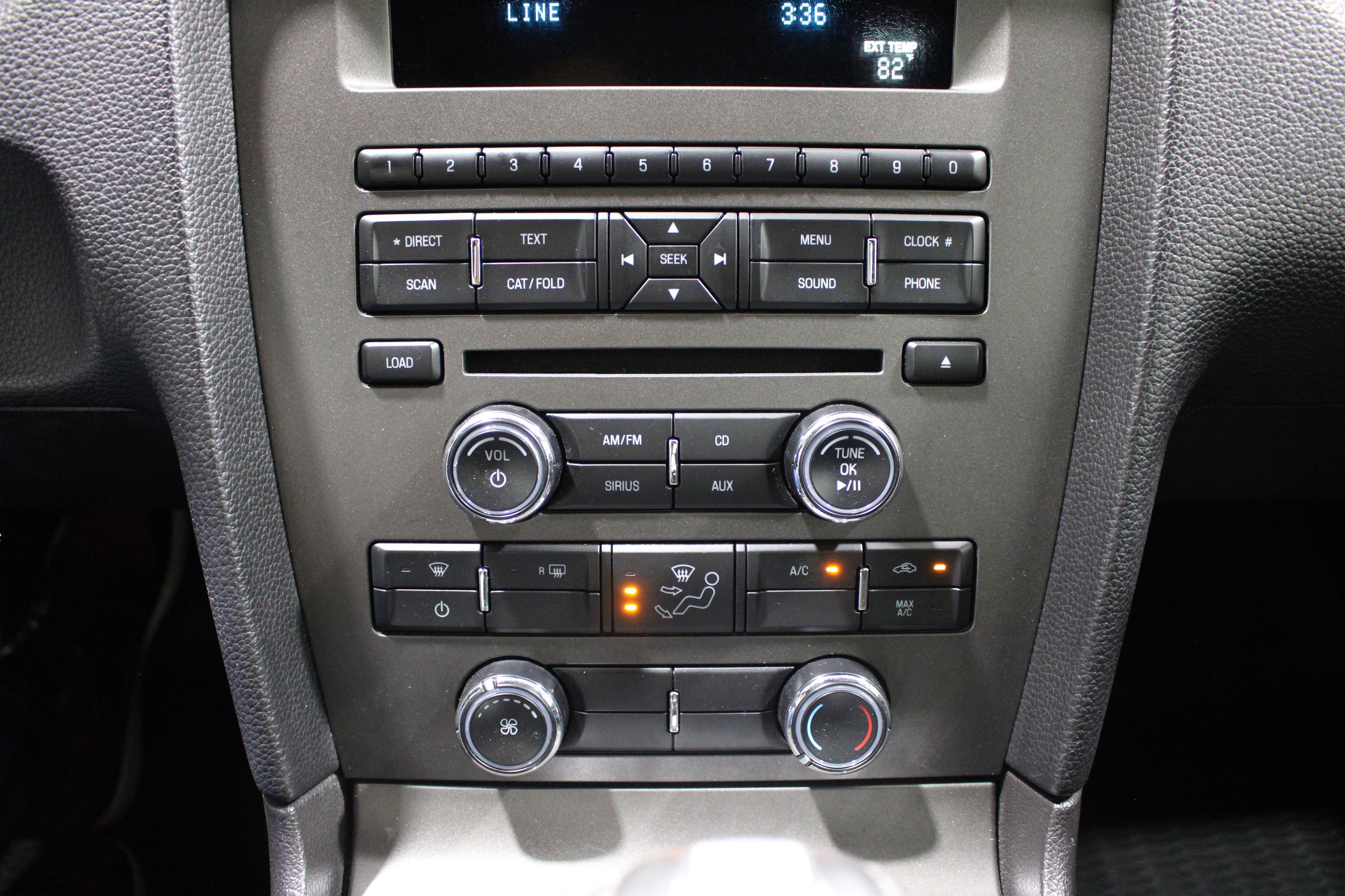 Used 2013 Black Ford V6 image 15