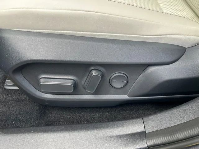New 2026 Cloudburst Gray Lexus PREMIUM image 38