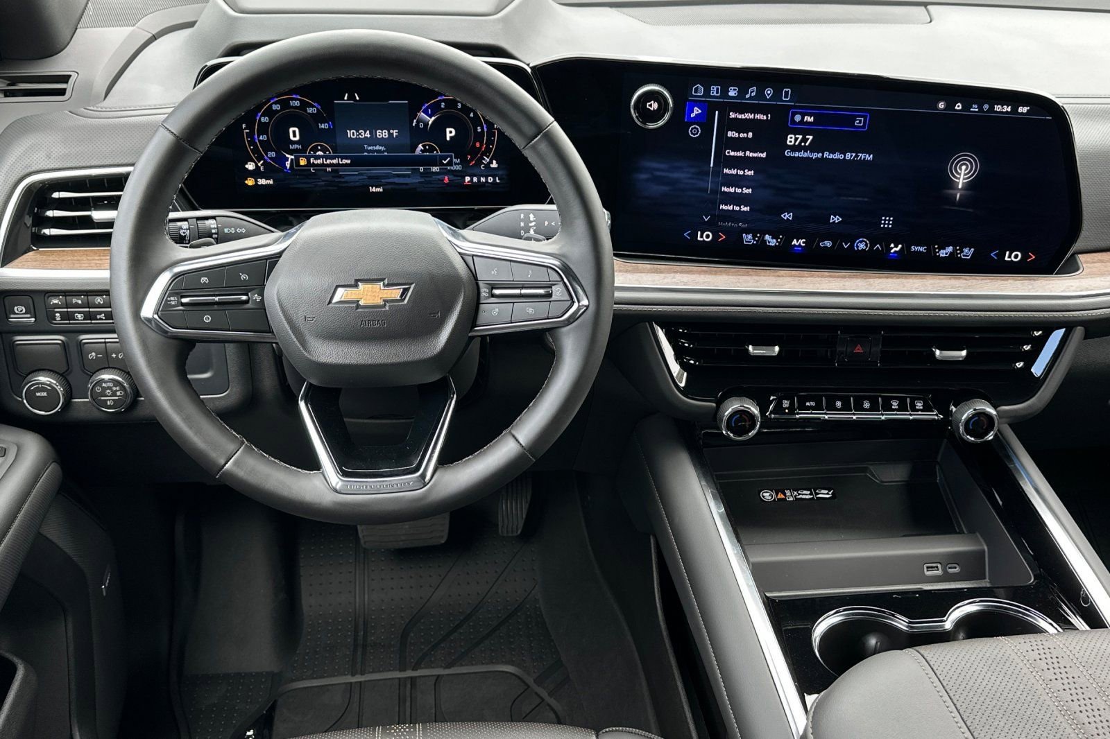 2026 Chevrolet Suburban High Country - Photo 14