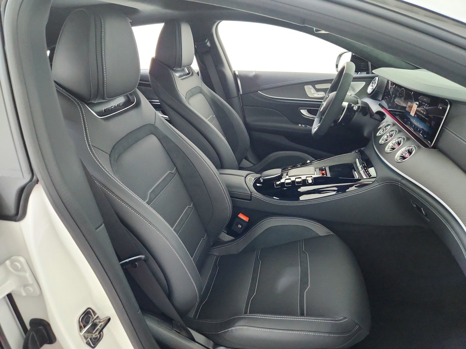 New 2026 MANUFAKTUR Moonlight White Metallic Mercedes-Benz AMG® GT 43 4-Door Coupe image 13