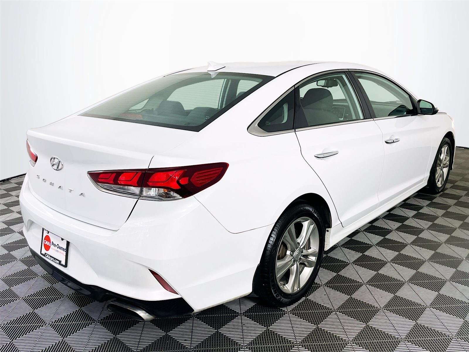 Used 2019 Quartz White Pearl Hyundai SEL image 9