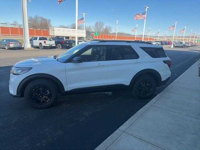 New 2026 Star White Metallic Tri-Coat Ford Tremor® image 37