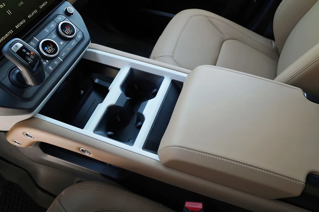 New 2026 Carpathian Grey Land Rover X-Dynamic SE image 27