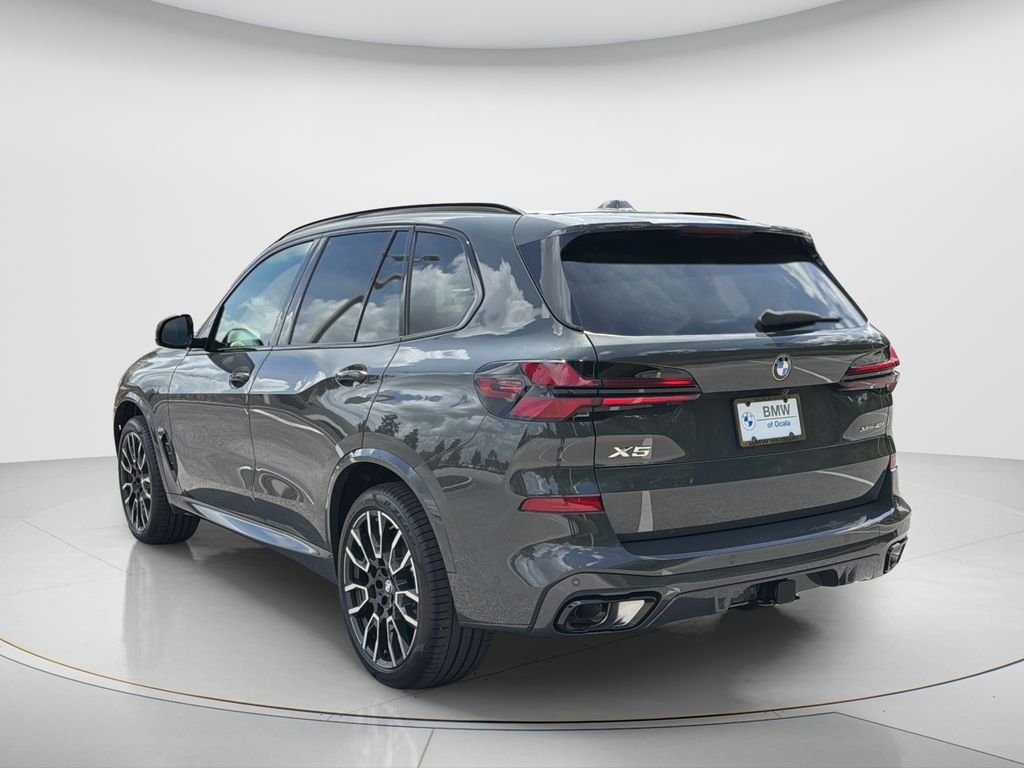 New 2026 Dravit Grey Metallic BMW xDrive40i image 3