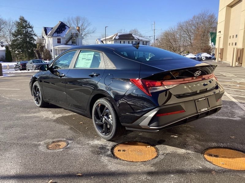 New 2026 Black Hyundai SEL Sport image 5