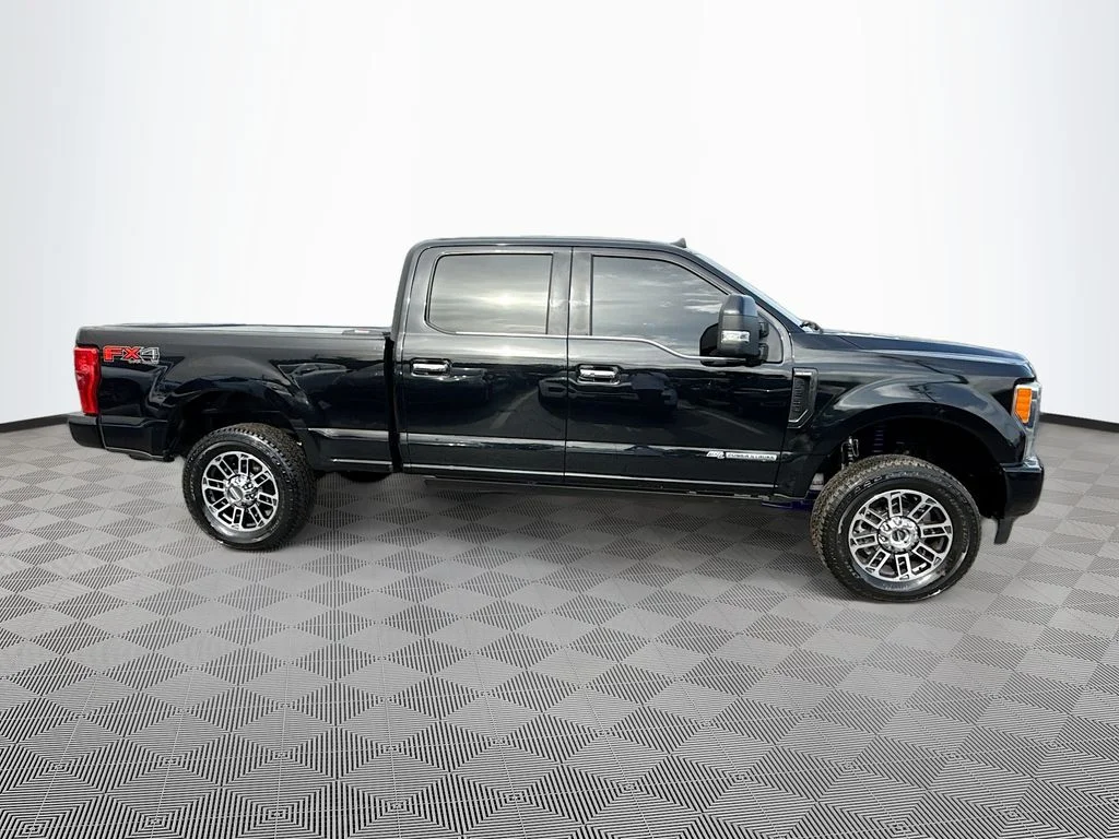 Used 2019 Black Ford Lariat image 5