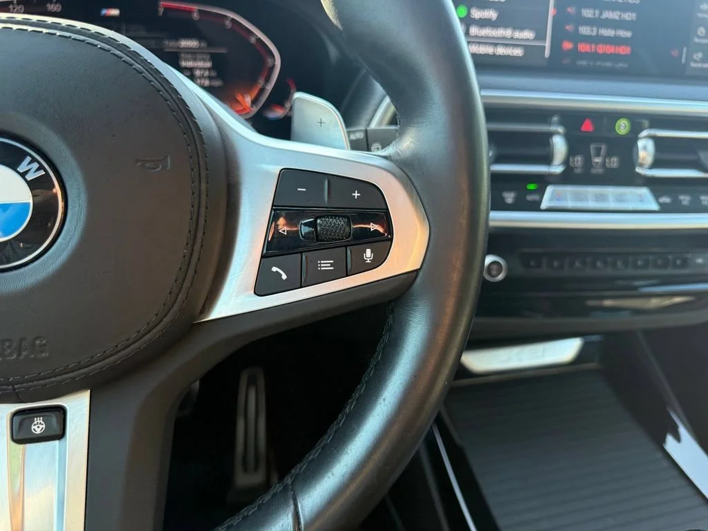 Used 2023  BMW xDrive30i image 30
