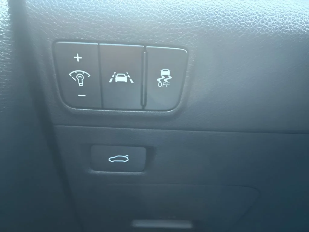 Used 2022  Kia GT-Line image 24