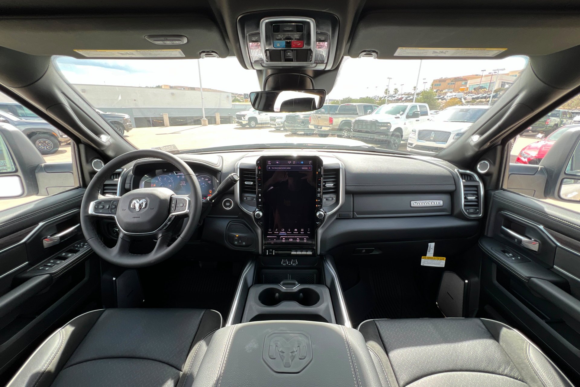 New 2027 Bright White Clear-Coat Exterior Paint RAM Laramie image 10