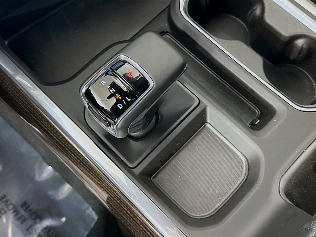 Used 2025 Sterling Gray Metallic Chevrolet RST image 18