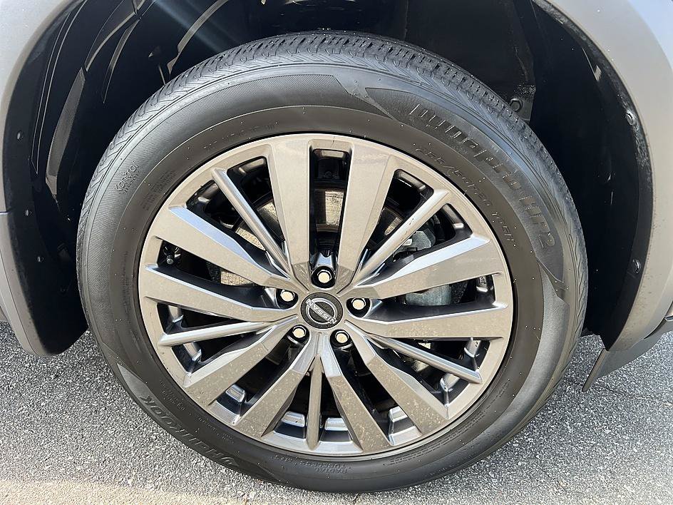 Used 2024 Gun Metallic Nissan SL image 12