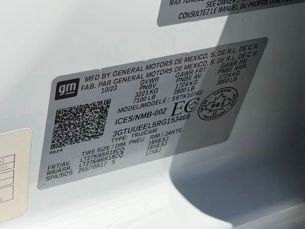 Certified Used 2024 White GMC AT4 image 36