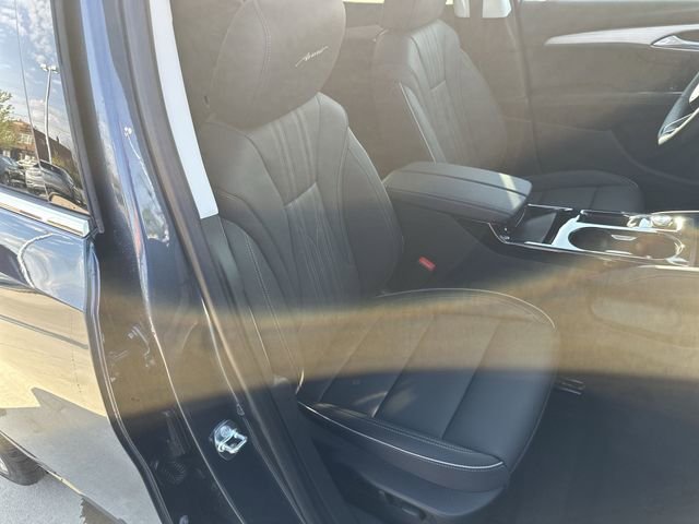 New 2026 Quartz Blue Metallic Buick Avenir image 28