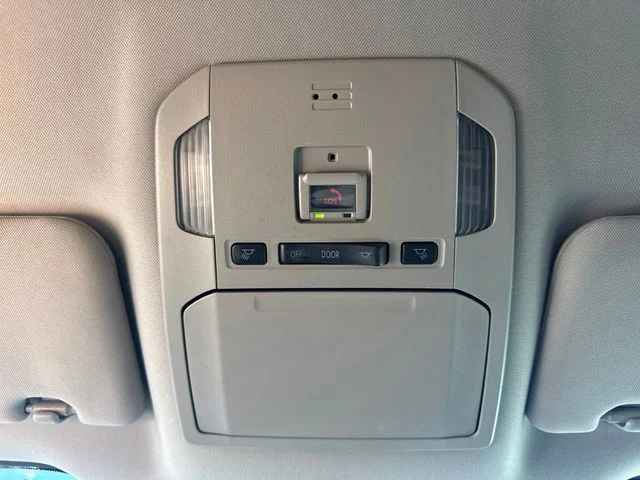 2023 Toyota Highlander LE - Photo 36