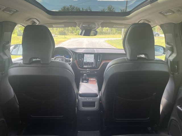 Used 2024 White Volvo Plus Dark Theme image 13